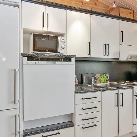 度假居 Holiday Sampo B By Interhome